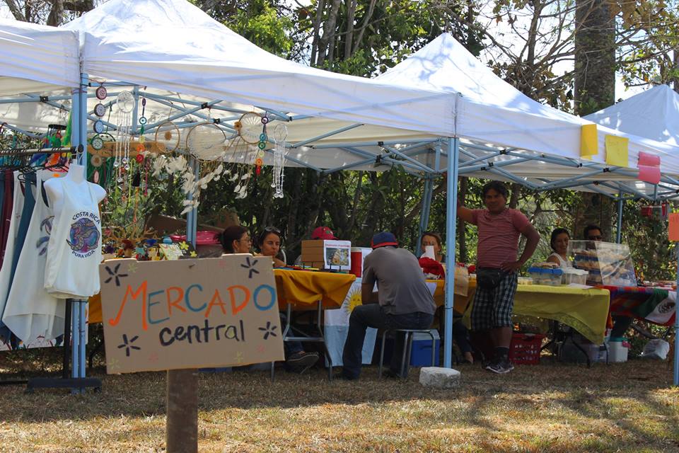 pura bliss microfestival, local vendors, ciudad colon, costa rica, mercado